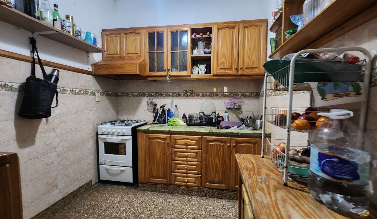 photo_5159256776753482707_y