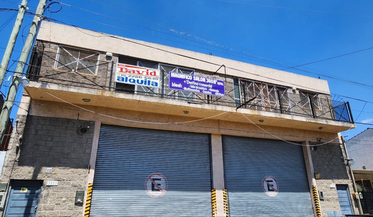 photo_4940874899685837589_y