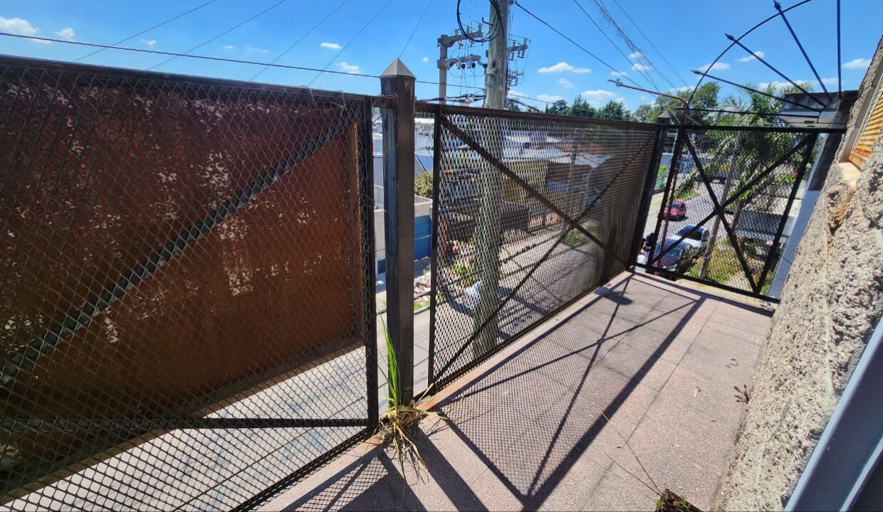 photo_4940874899685837643_y