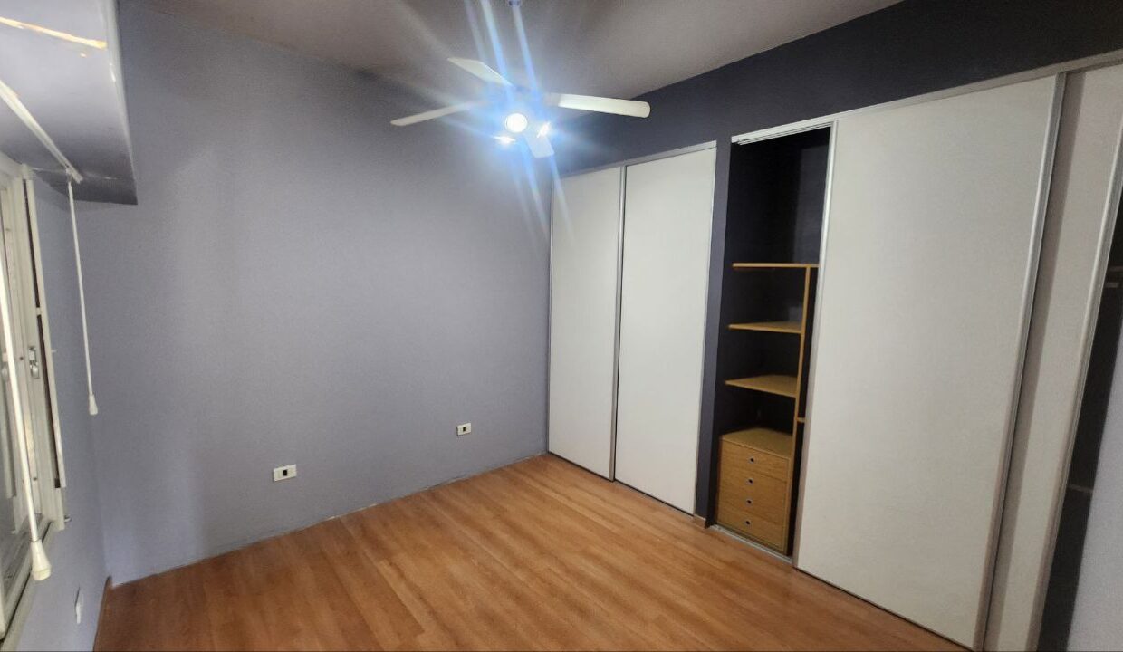 photo_5093656833548815127_y (1)