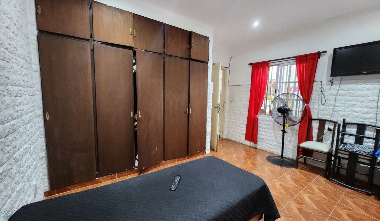 photo_5017198766343261058_y