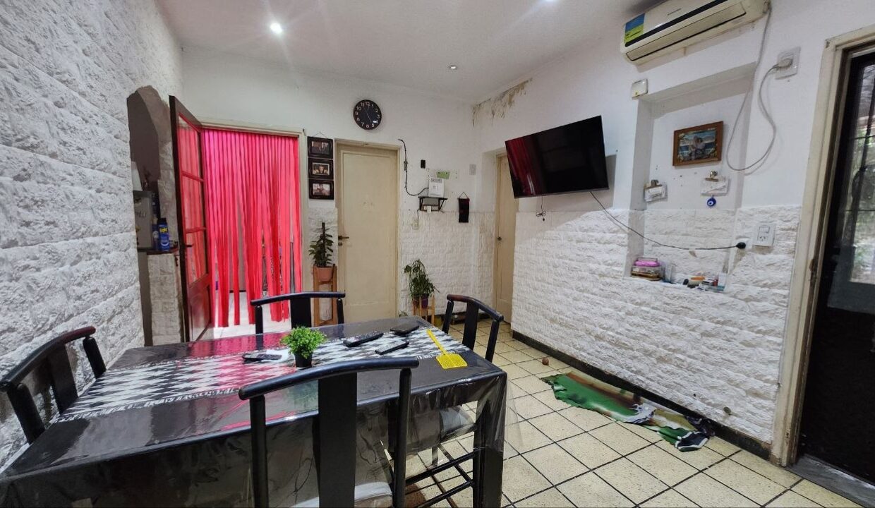 photo_5017198766343261060_y