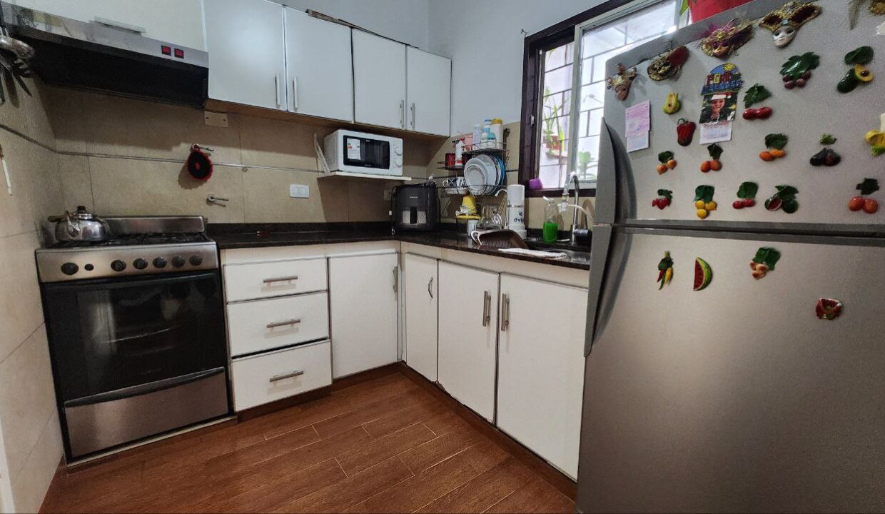 photo_5017198766343261066_y